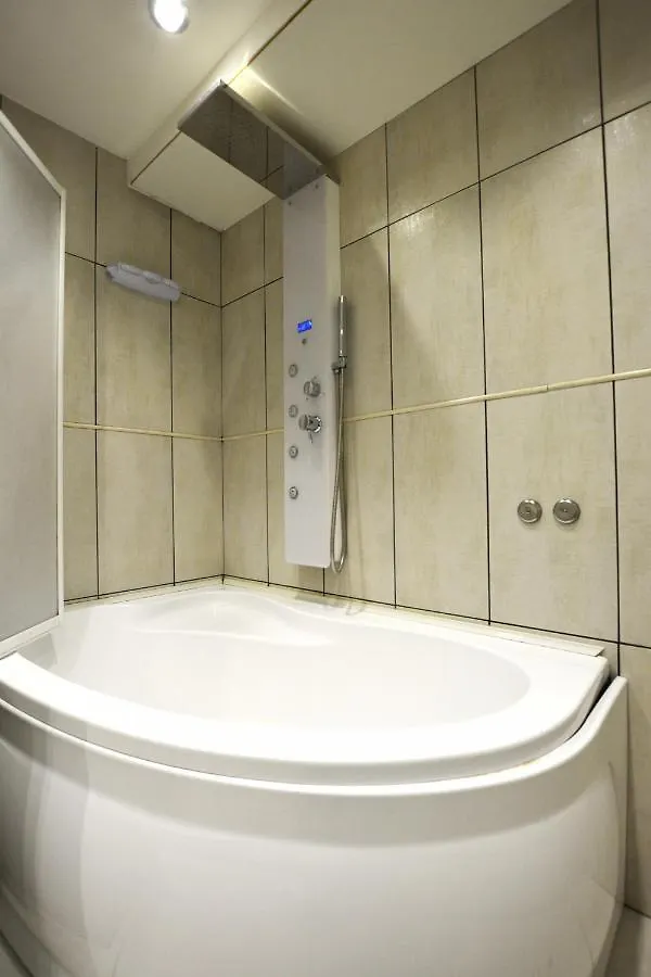 Apartment Suite Mimosa Con Piscina - Affitti Brevi Italia Sirmione